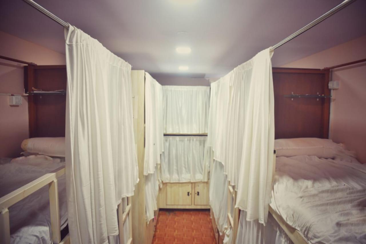 Perfect Dormitory Bombay